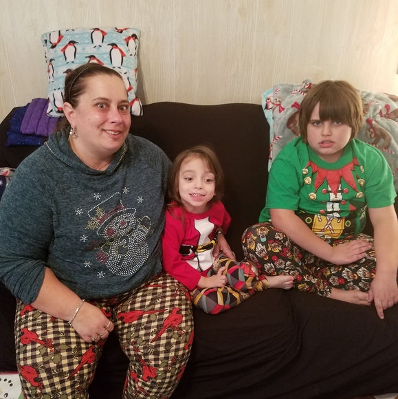 Meet your Posher, Jennifer - Picture 1 of 1